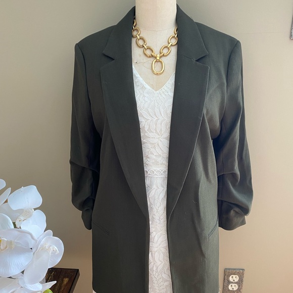 Preloved H&M blazer medium size - Picture 3 of 16